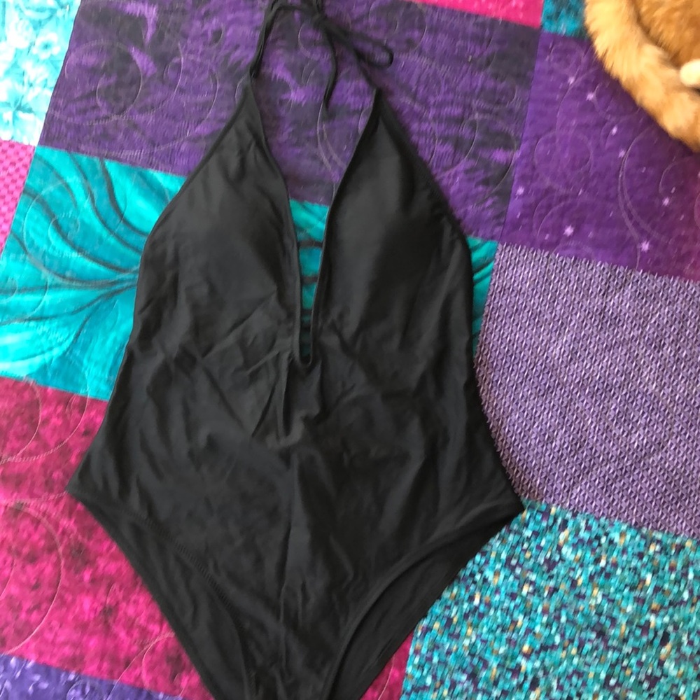 One piece swim suit
